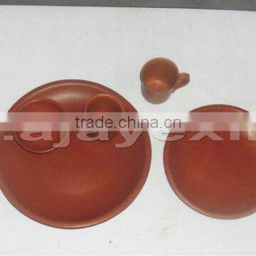 Clay Dinning Tableware