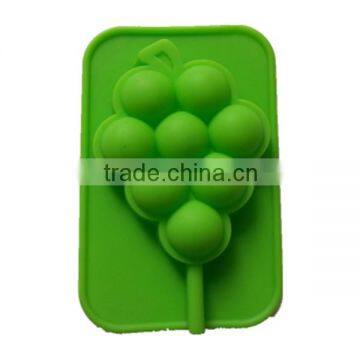 Non-toxic colorful grape shape molds for ice / silicon molds for candy