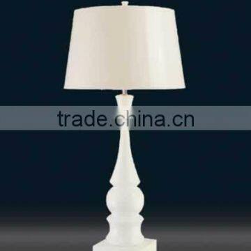 Small Conteacted Wooden Reading Table Fixture