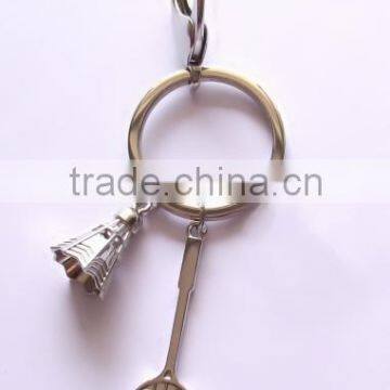 Custom made sports shuttlecock Metal keychain for sports meeting