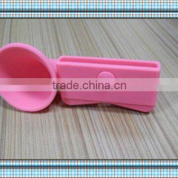 Silicon Horn Stand Amplifier for ipod touch
