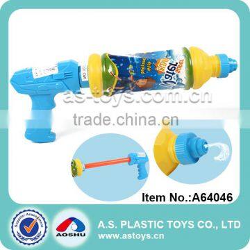 Summer new plastic drink bottle water gun toy with handle