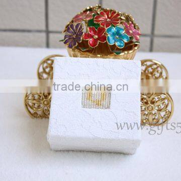 2016 Fashion White Wedding Souvenirs Jewelry Boxes With Beaded Name Plate of B photo-3
