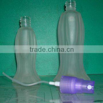 20ml and 25ml frosted glass perfume bottle with plastic sprayer cap