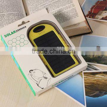 global trending free energy portable 2016 powerbank solar charger