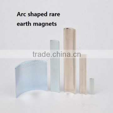 Arc shaped rare earth magnets