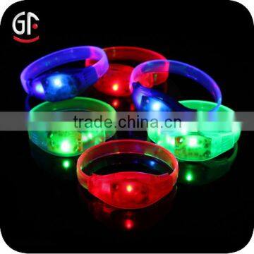 2016 Cool Novelty Gifts Vibrating Led Bracelet