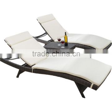 Outdoor furniture Rattan Sun Lounger Wicker chaise Lounge Set with Cushions and Table