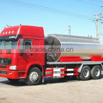 SINOTRUK HOWO 14ton Asphalt Pavement Distributor Truck for Sale photo-3