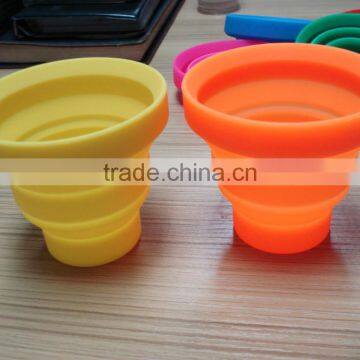 Lovely Portable Silicone Retractable Outdoor Travel Camping Folding Cup