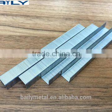 cheap price crown 13.20mm 20GA 88 SERIES staples, 8825, 8822, 8820, 8818, 8816 series nails from factory