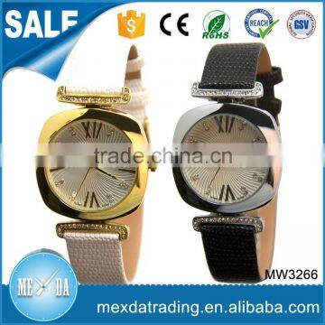 Ladies luxury custome logo retro design gold case oem brand watch