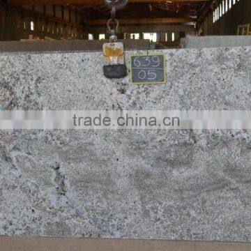 Crispilo Granite Slab with lights