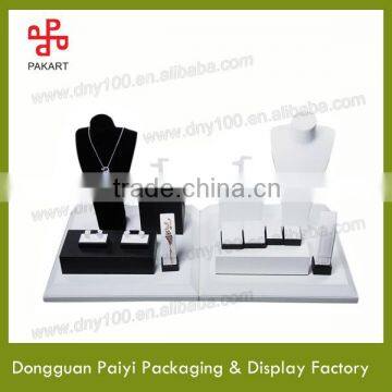 Manufacturer elegant handmade white leather jewelry display
