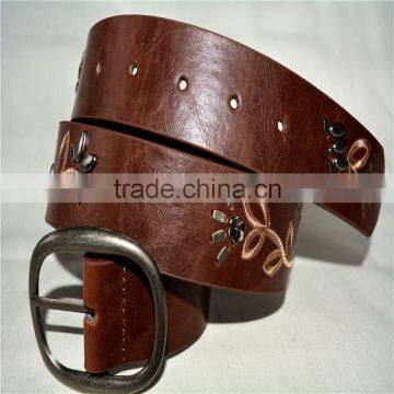 PU Leather Embroidered Design Witt Stud Leather Belt photo-2