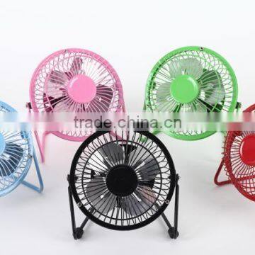 Mini Desk Fan With USB Connection - Different Colors Available