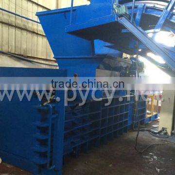 plastic baling compactor with high capacity