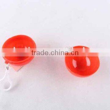 Creative Design Disposable PE Raincoat in Plastic Shell With Plastic Buckle/new Design Rain Coat photo-3