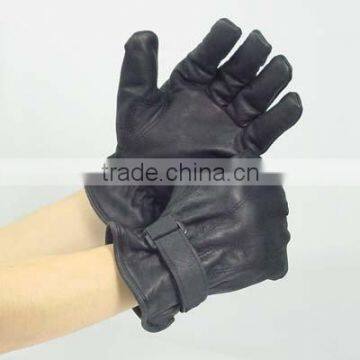 Black color driver glove