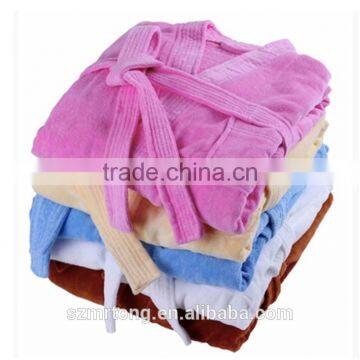 High quality 100%cotton white cut pile bathrobe /velvet pile bathrobe