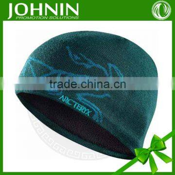 2015 custom china hot sale new design embroidery designs beanie