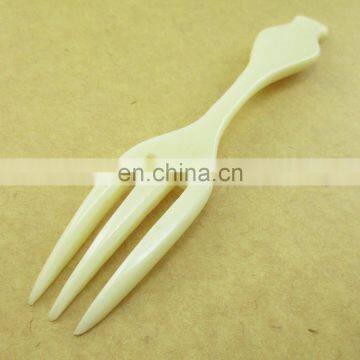 5.4 Inch Natural Gift Hand Carved Cow Bone Fork photo-2