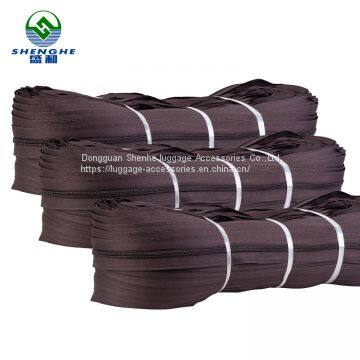 Factory Price Cheap Red Custom Nylon Zipper 8# Luggage Zipper in Rolls photo-5
