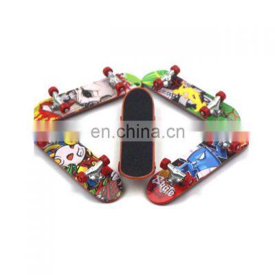 Manufacturer wholesale plastic custom tech deck finger skateboard