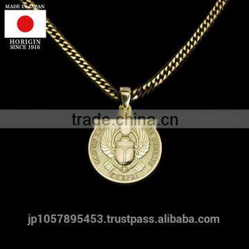 Japanese handmade engraved silver and gold pendant jewelery for sale