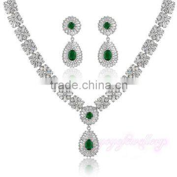 Shinning cubic zirconia costume cubic zirconia jewelry set