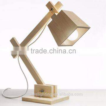 Modern Lovely Dog Wooden Study Bedside Reading Table Lamp PLT8062