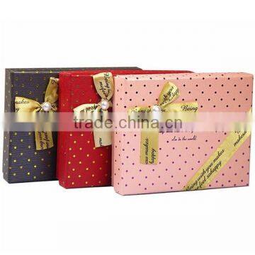 Adorable Wallet Scarf Paper Gift Box