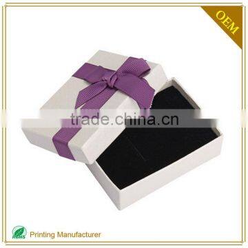 Fashion The Cardboard Gift Box With Lid Dividers Custom