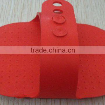 RUBBER PET SCRUBBER MASSAGER