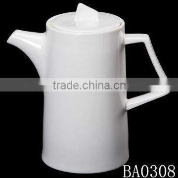 860ml Dishwasher safe good quality modern design porcelain white teapot