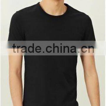 Summer men fashion T-shirt with short sleeves