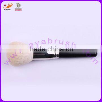 Cosmetic Powder Brush with Wooden Handle