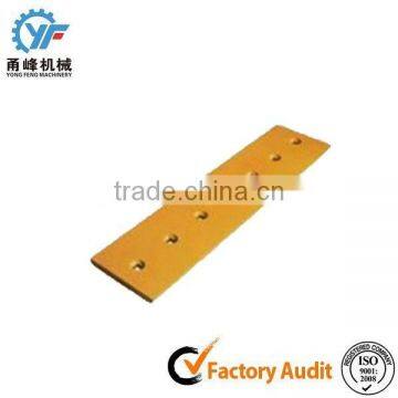 Ground engaging tools cutting edges for heavy equipment