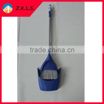 New Design Useful Folding Plastic Broom And Dustpan Set photo-1