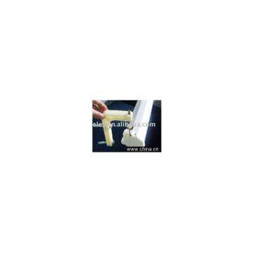 Projection screen hook