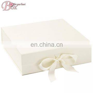 China Customized Recycled Folding Paper Box Packaging, Foldable Rigid Magnetic Closure Cardboard Gift Boxes With Lid photo-4