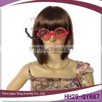 red fashion design round toy glasses with heart for decoration