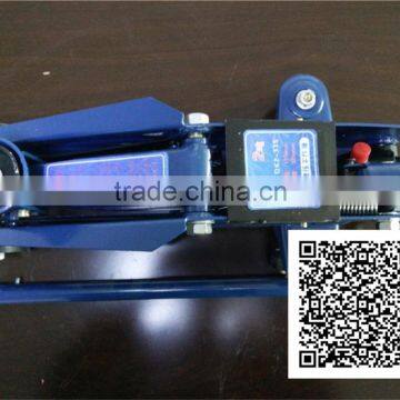 2016 Arrival Hot Selling in China Famous Brand Name Xingnuo 2-ton Capacity Blue Colored Vehicle Floor Jack photo-3
