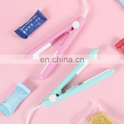 Mini Electric Food Vacuum Sealer Portable Bag Clips Handheld Heat Sealing Machine photo-3