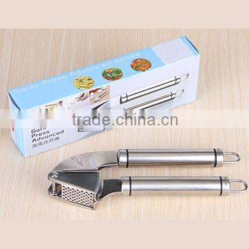 Garlic Crusher Made of Stainless Steel Mince Professional Garlic Press, Silicone Crusher With Garlic Peeler
