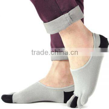 Invisible toe socks for men with fingers