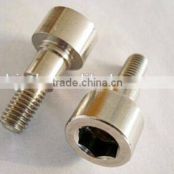 2016 Hot sale High quality Low price titanium hexagon socket head shoulder screws