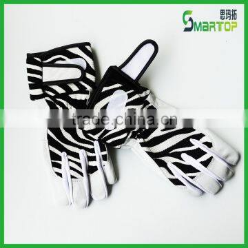Fashion Zebra-stripe Women in Rubber Gloves photo-3