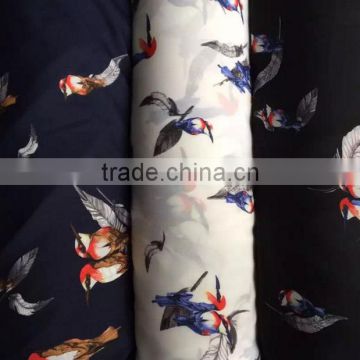 Encryption twill chiffon Retro flower prints spring and summer fabrics new flowers Milan hemp chiffon printing The bird feathers