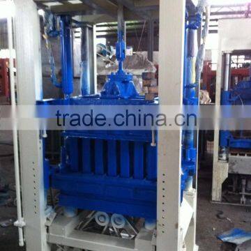Semi-automatic Concrete Paving Stone Machine